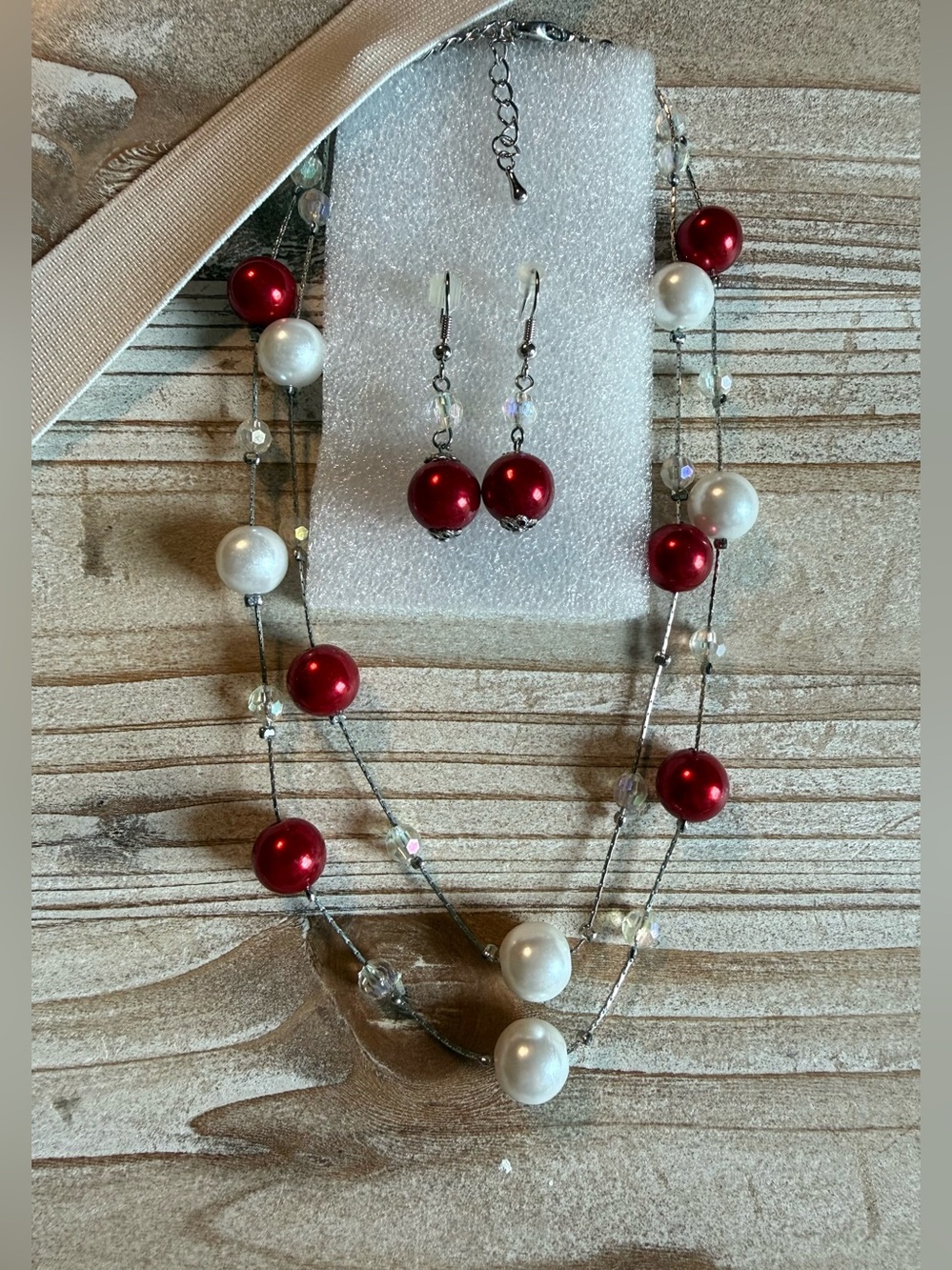 Vintage Red/White faux pearl & crystal Double Strand Choker Necklace w/ Earrings